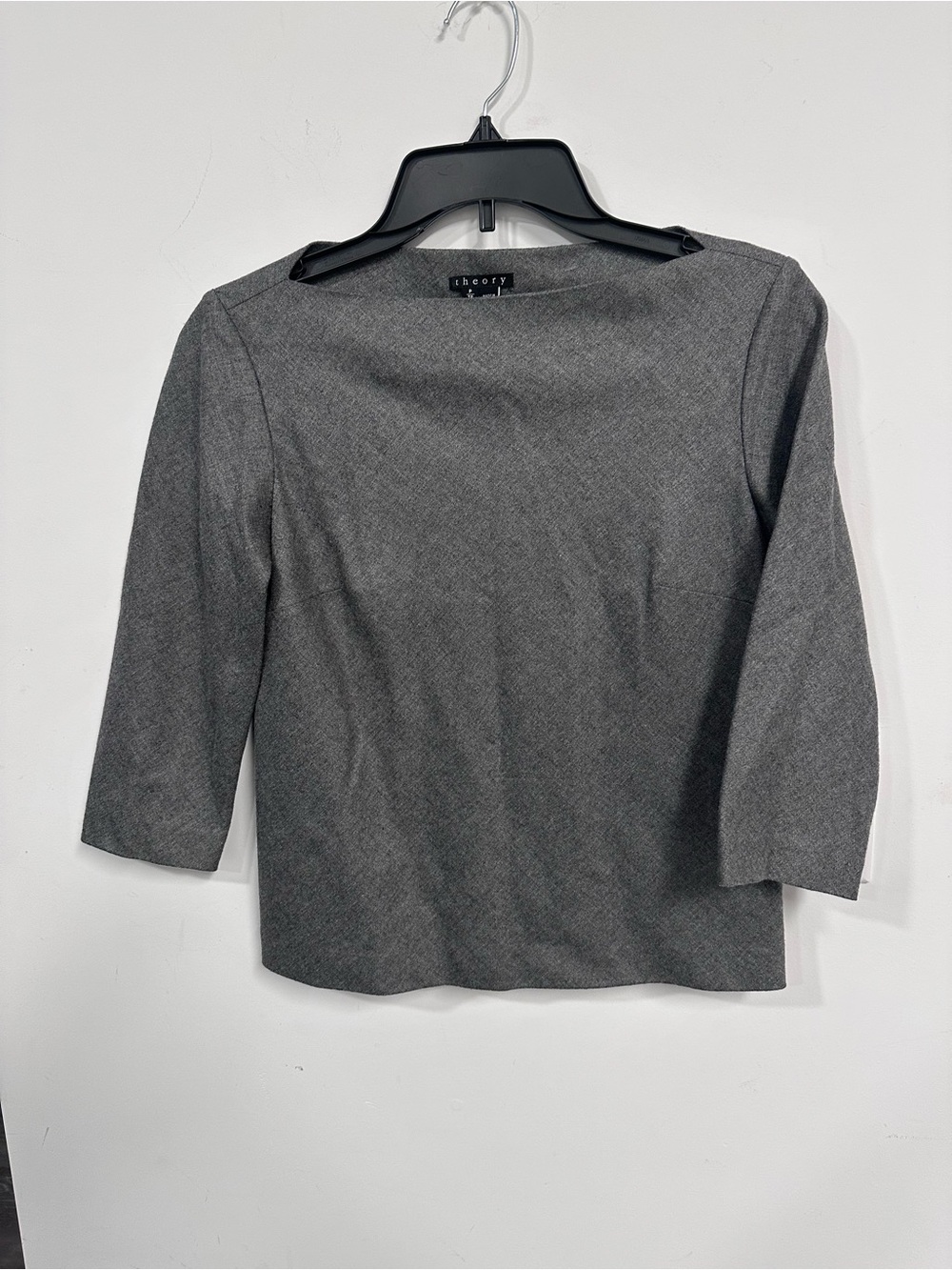 Theory Gray Boatneck Long Sleeve Top